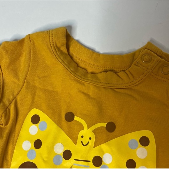 Christian Robinson Butterfly one piece in mustard gold with snaps baby New! - Picture 2 of 8